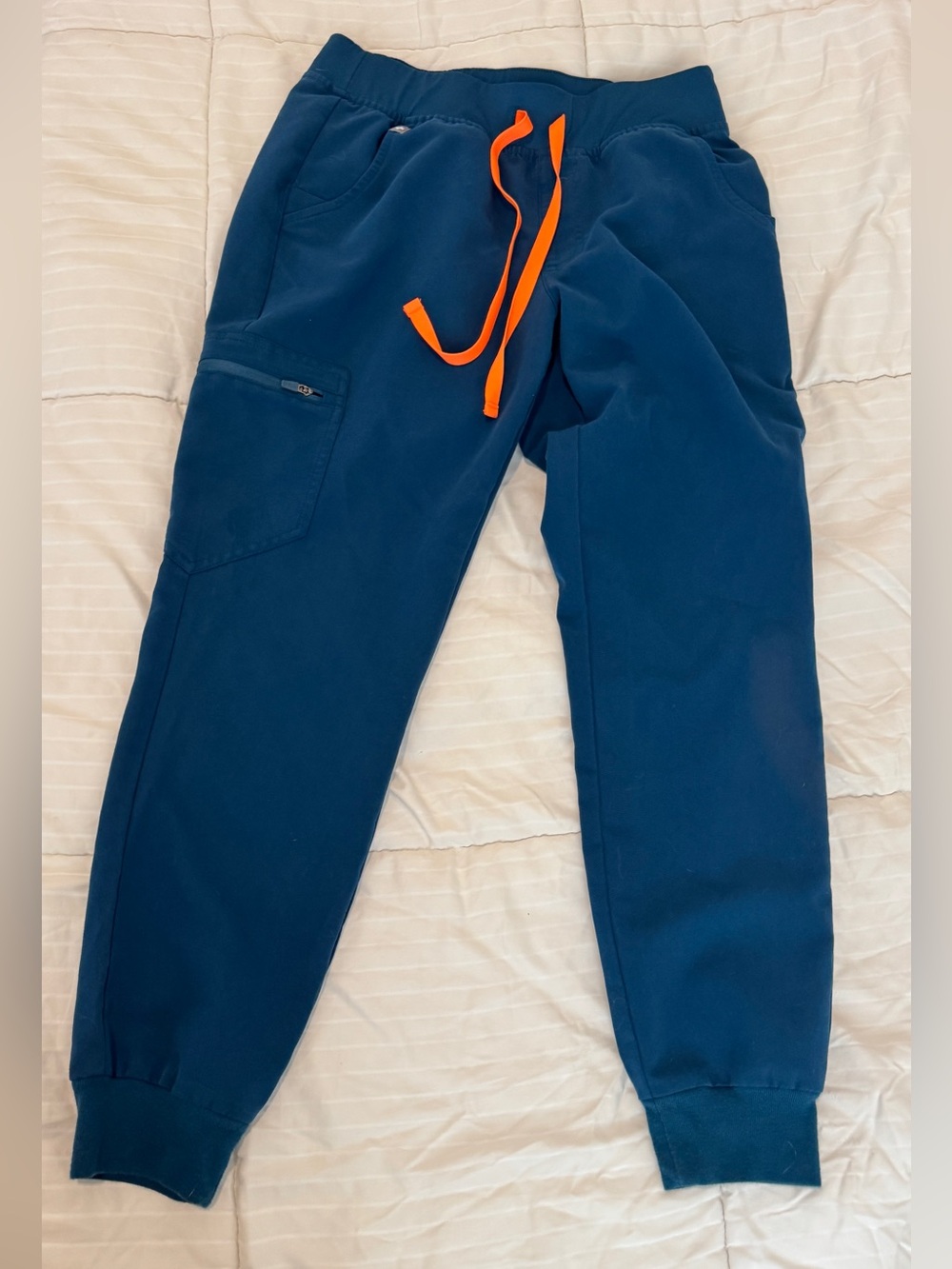 Figs Technical Collection Navy Scrub Pants with Orange Drawstrings Small petite